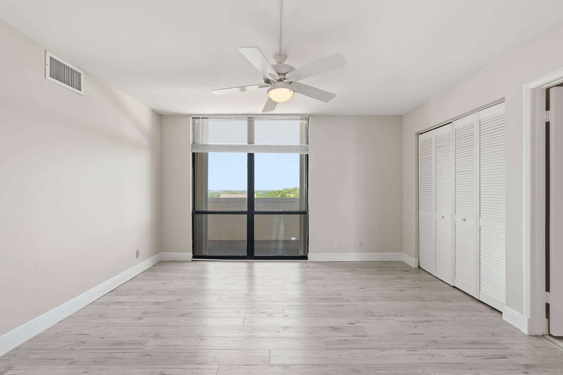 124 Lakeshore Drive, #8280, North Palm Beach, FL 33408 view from 2nd bedroom.