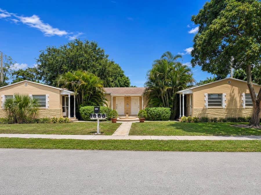Property photo for 916 SW 8th Avenue, #1-4, Fort Lauderdale, FL