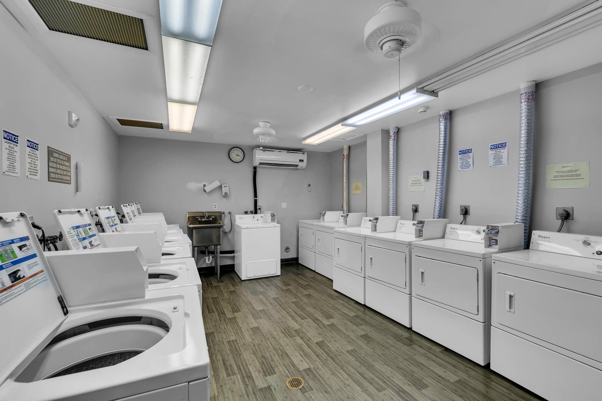 1625 SE 10th Avenue, #405, Fort Lauderdale, FL 33316 Community Laundry
