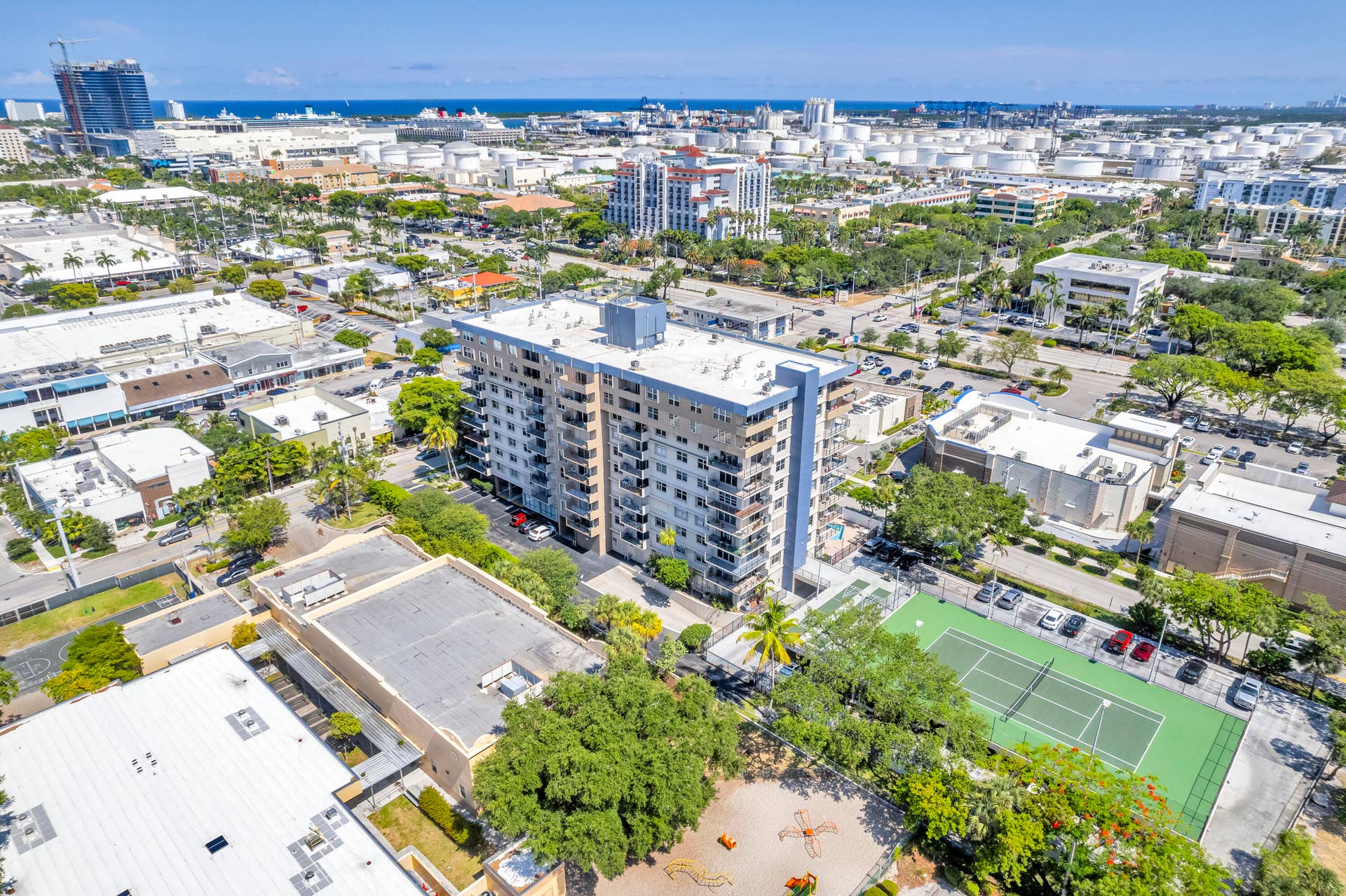 1625 SE 10th Avenue, #405, Fort Lauderdale, FL 33316 aerial (1)