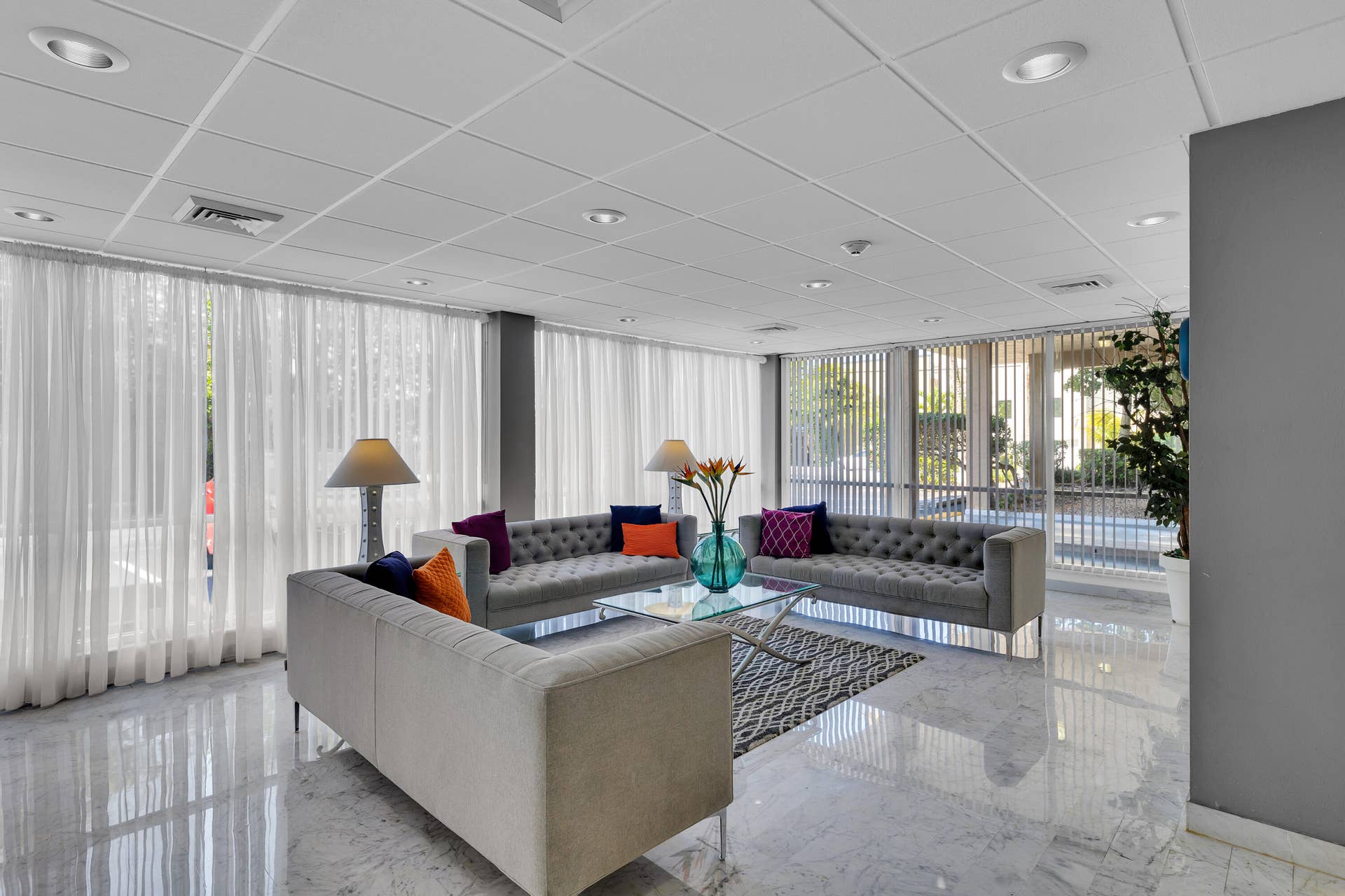 1625 SE 10th Avenue, #405, Fort Lauderdale, FL 33316 Lobby