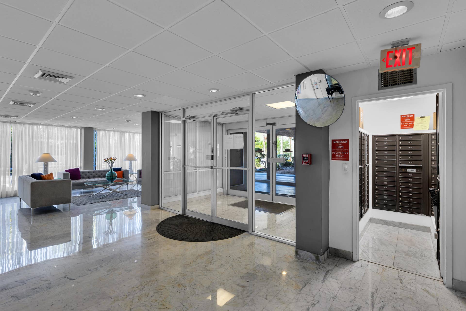 1625 SE 10th Avenue, #405, Fort Lauderdale, FL 33316 Lobby