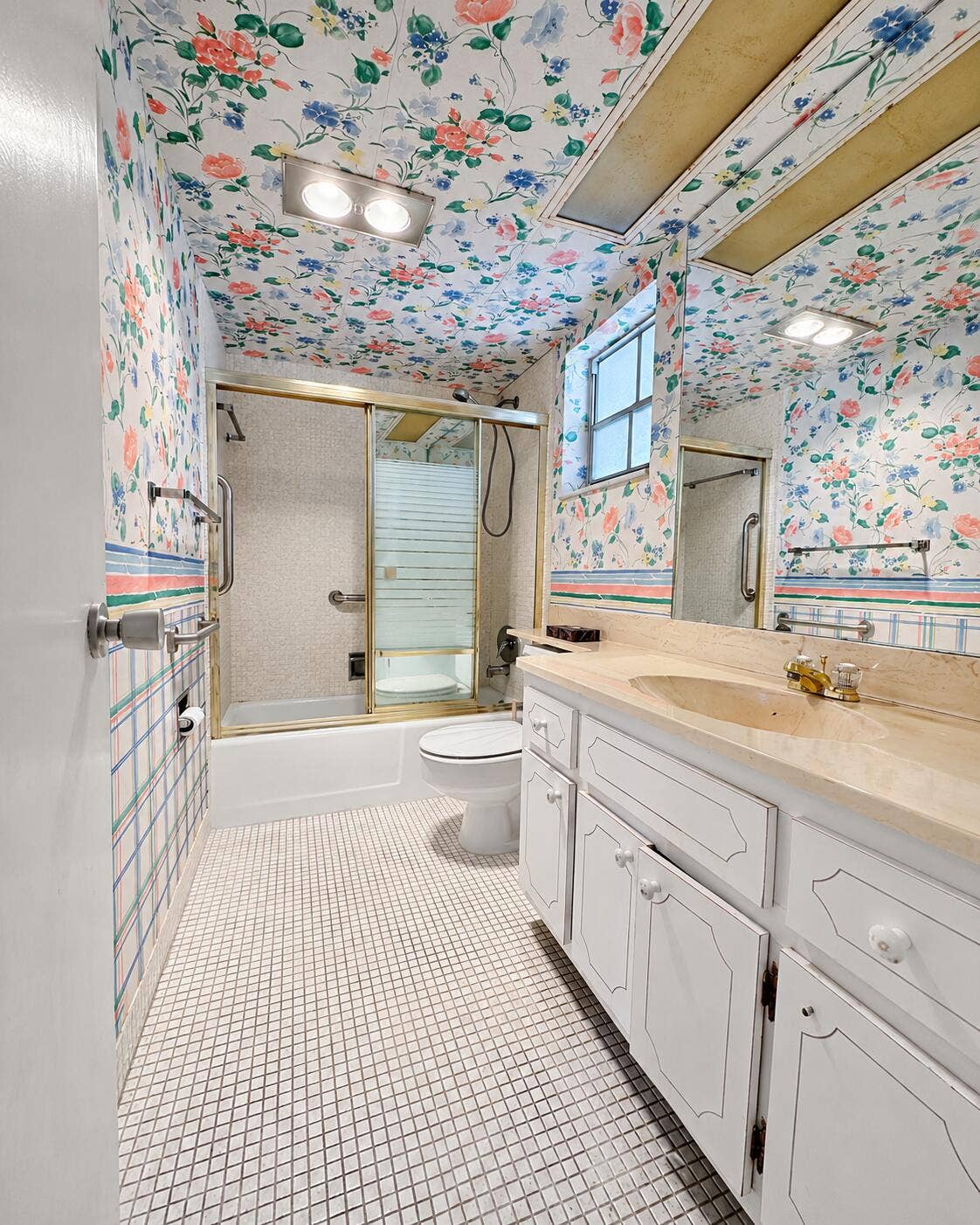 2900 N Palm Aire Drive, #307, Pompano Beach, FL 33069 MASTER BATH 1