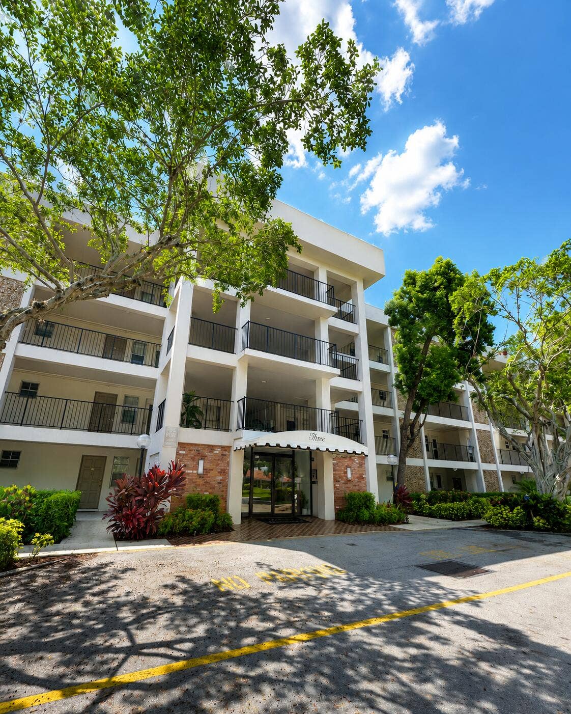 2900 N Palm Aire Drive, #307, Pompano Beach, FL 33069 front (2)