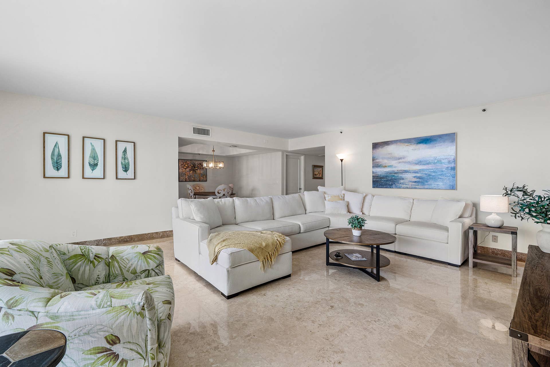4600 S Ocean Boulevard, #602, Highland Beach, FL 33487 large, open living