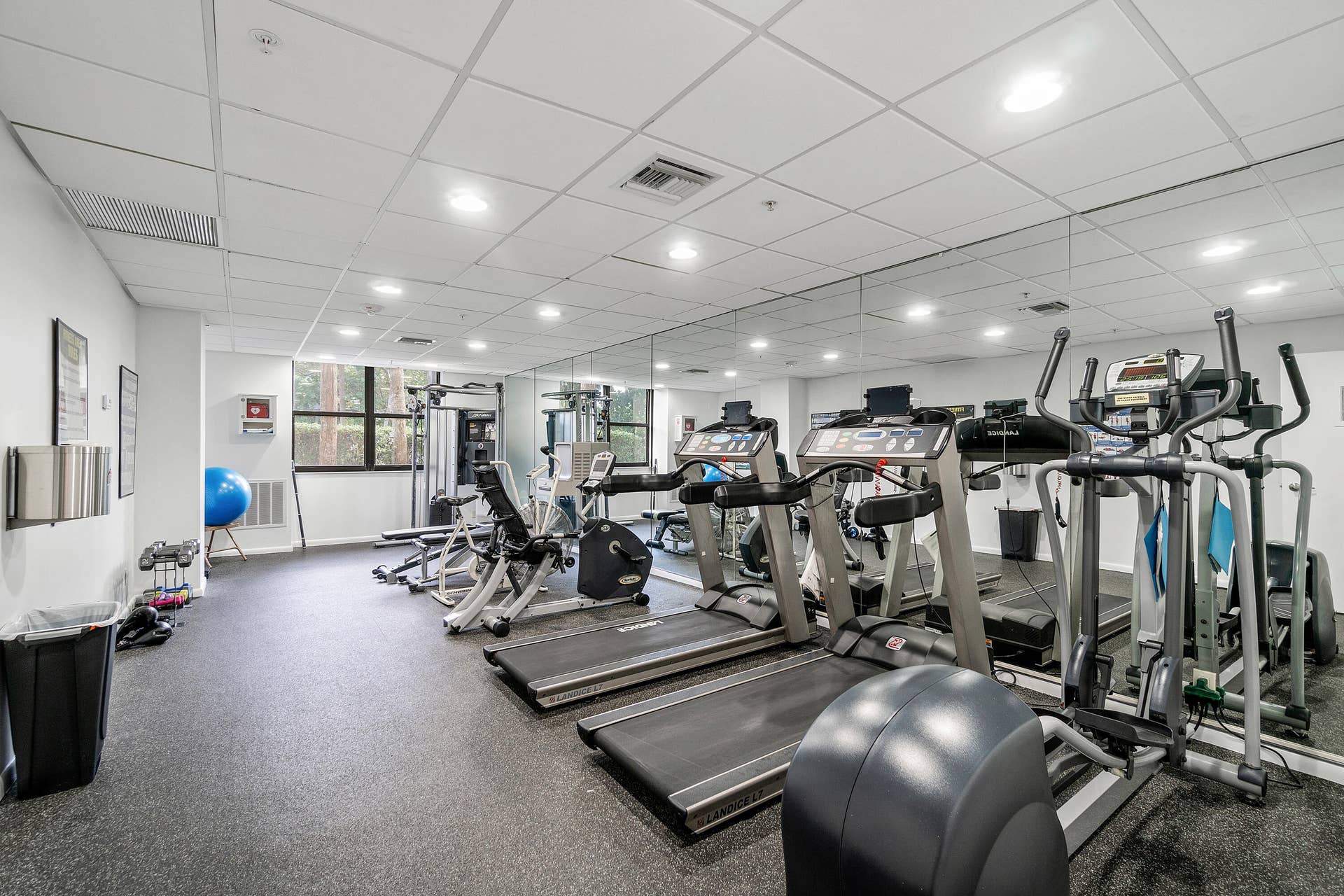 4600 S Ocean Boulevard, #602, Highland Beach, FL 33487 Carron House gym