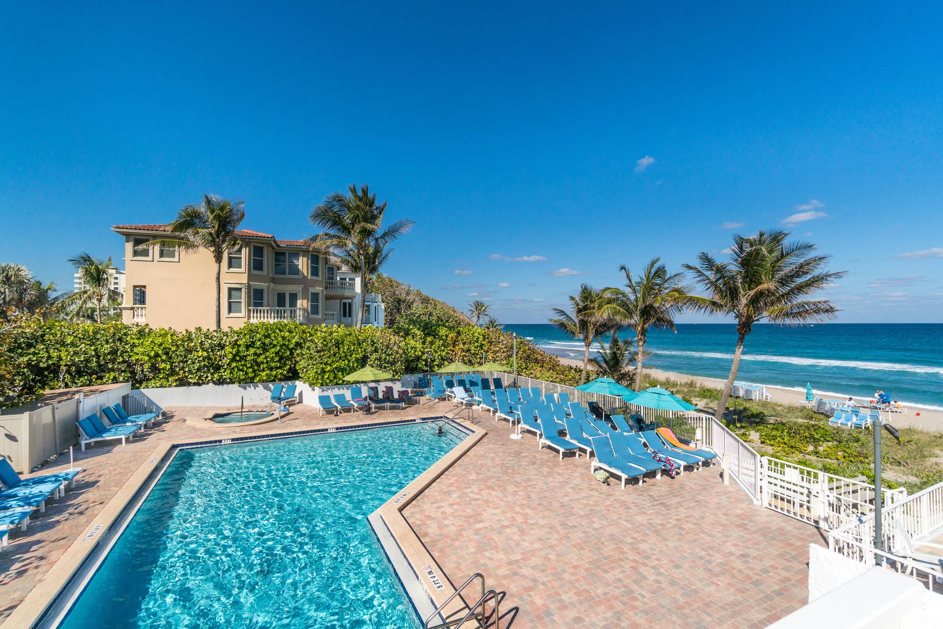 4600 S Ocean Boulevard, #602, Highland Beach, FL 33487 beach club pool