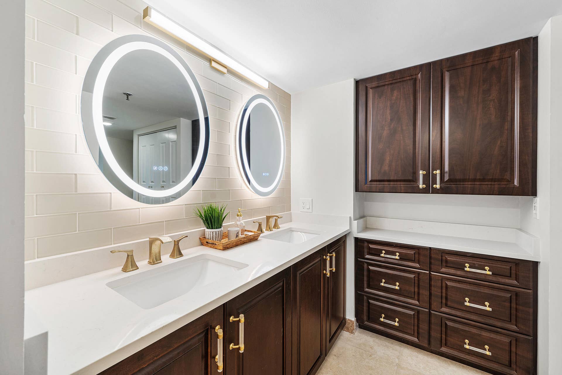 4600 S Ocean Boulevard, #602, Highland Beach, FL 33487 loads of storage