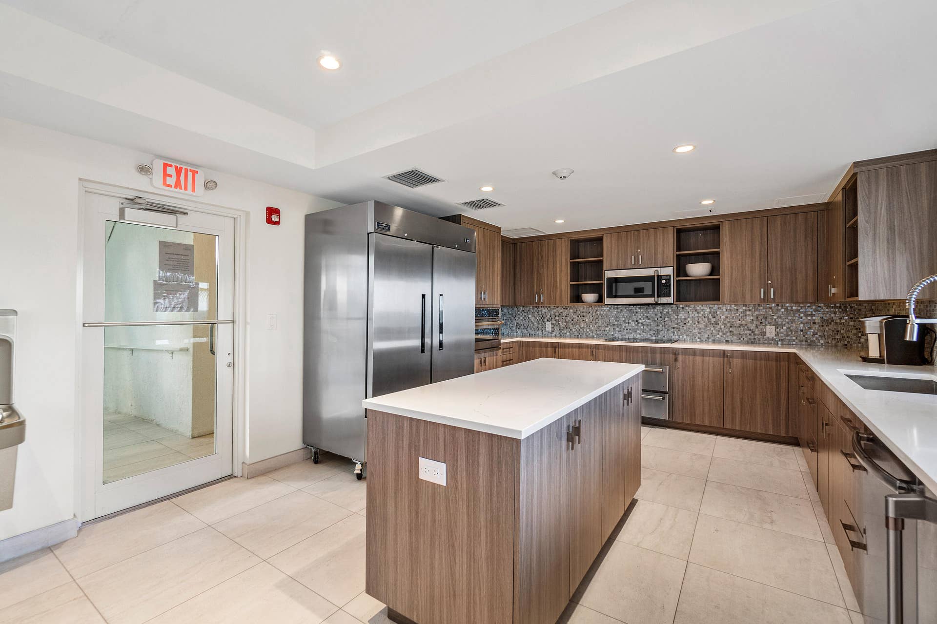 4600 S Ocean Boulevard, #602, Highland Beach, FL 33487 beach club
