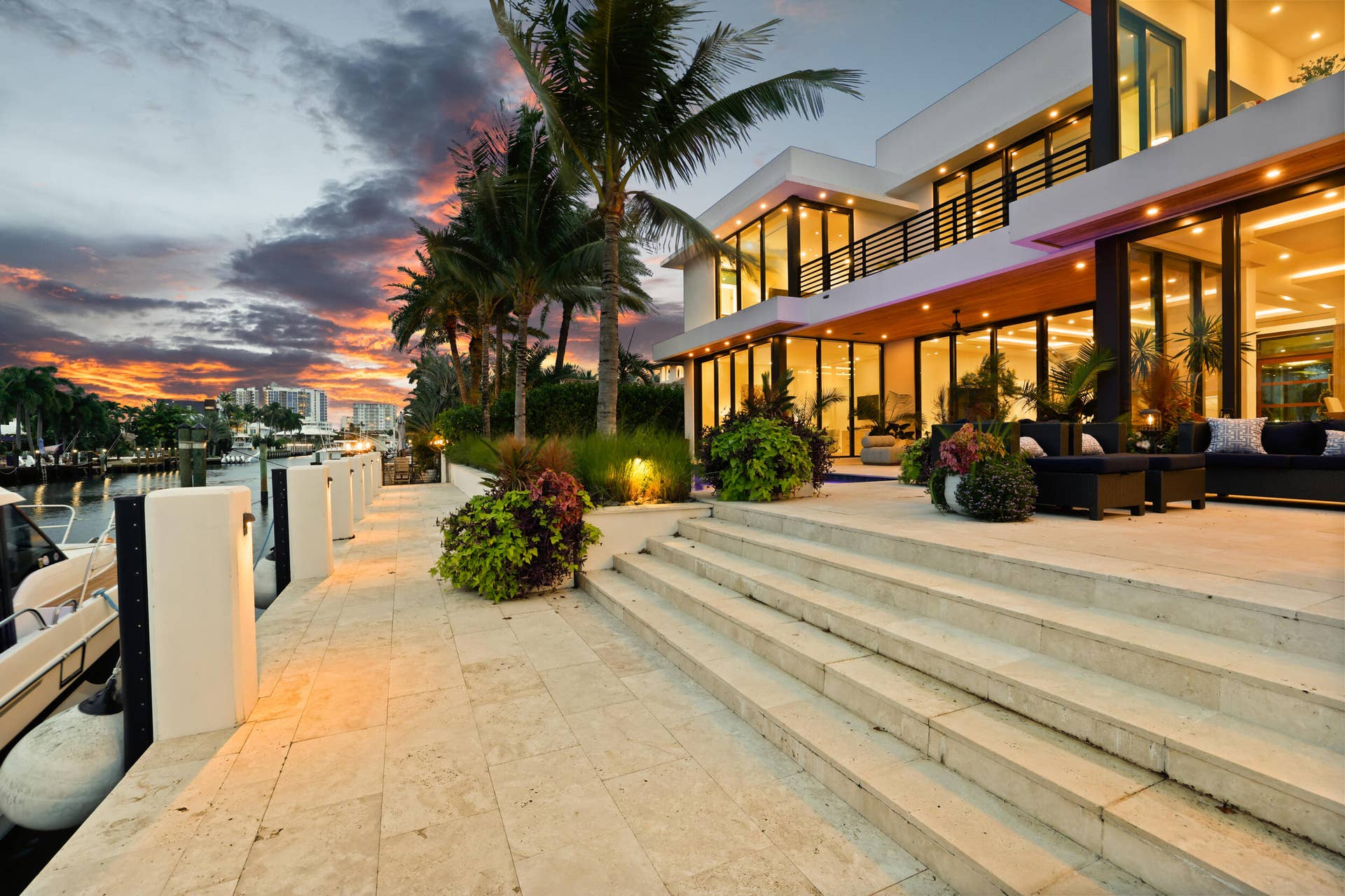 2863 NE 27th Street, Fort Lauderdale, FL 33306 17__62_5881