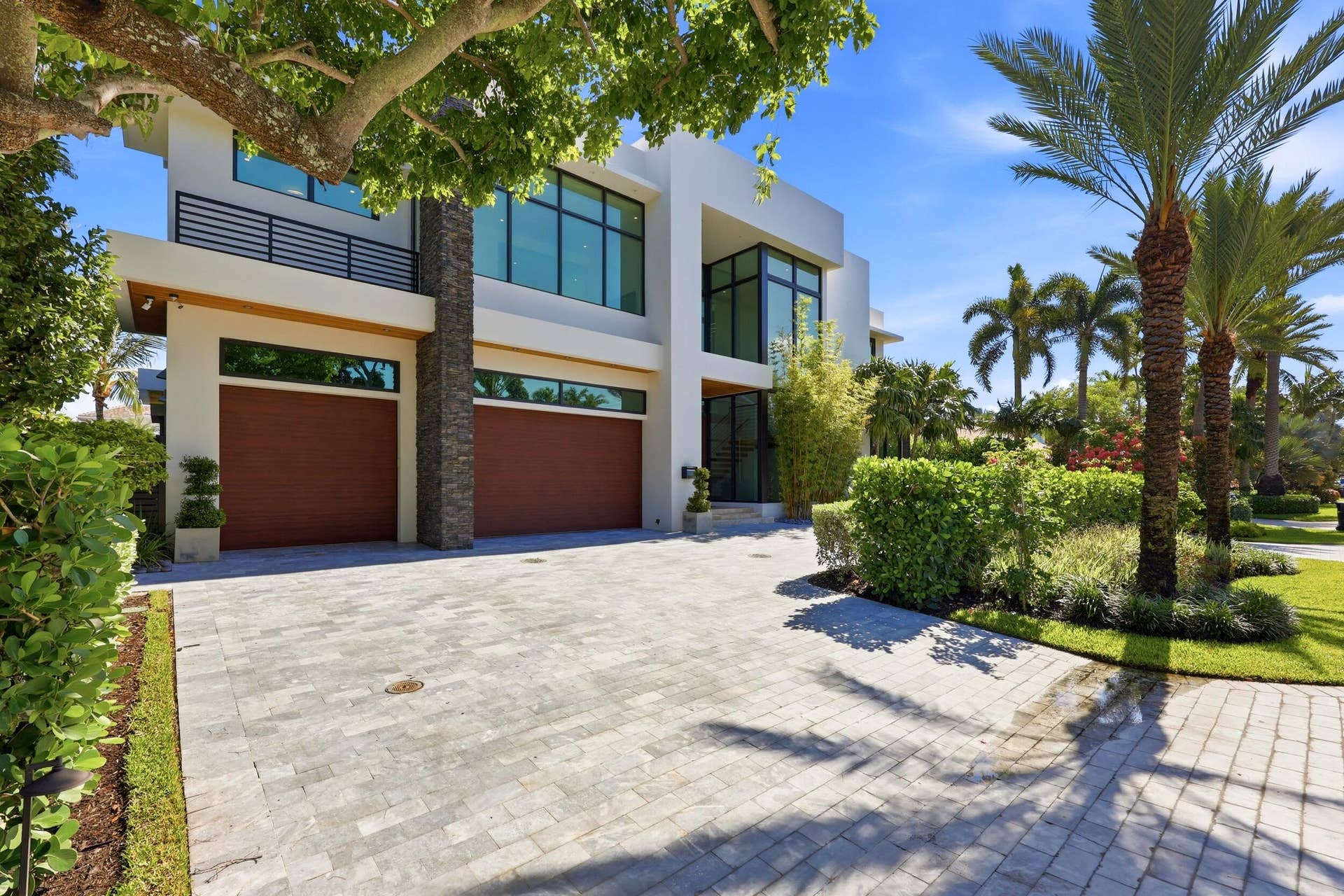 2863 NE 27th Street, Fort Lauderdale, FL 33306 38_453a3755