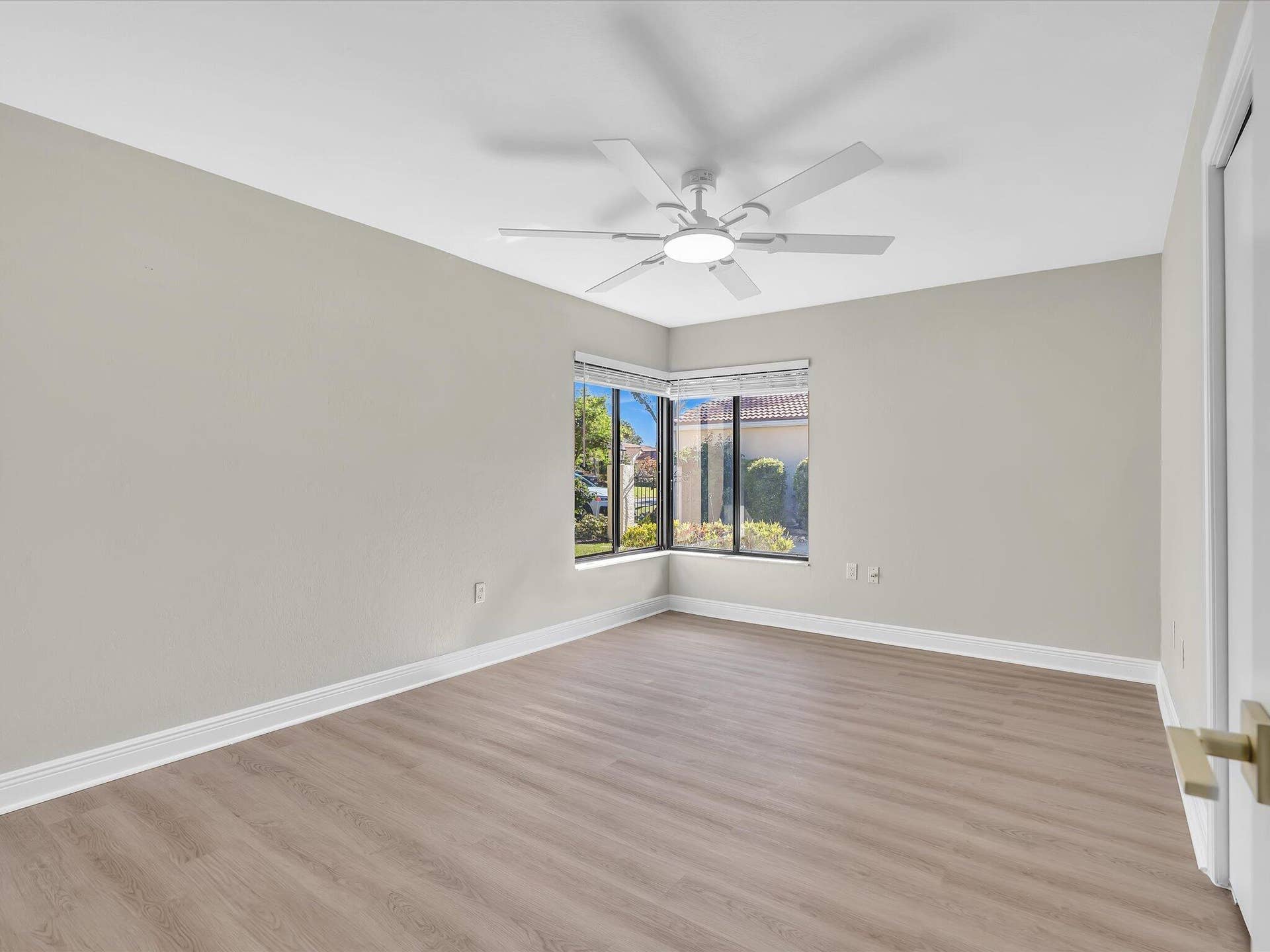 2627 Emerald Way N, Deerfield Beach, FL 33442 38-FPP00351