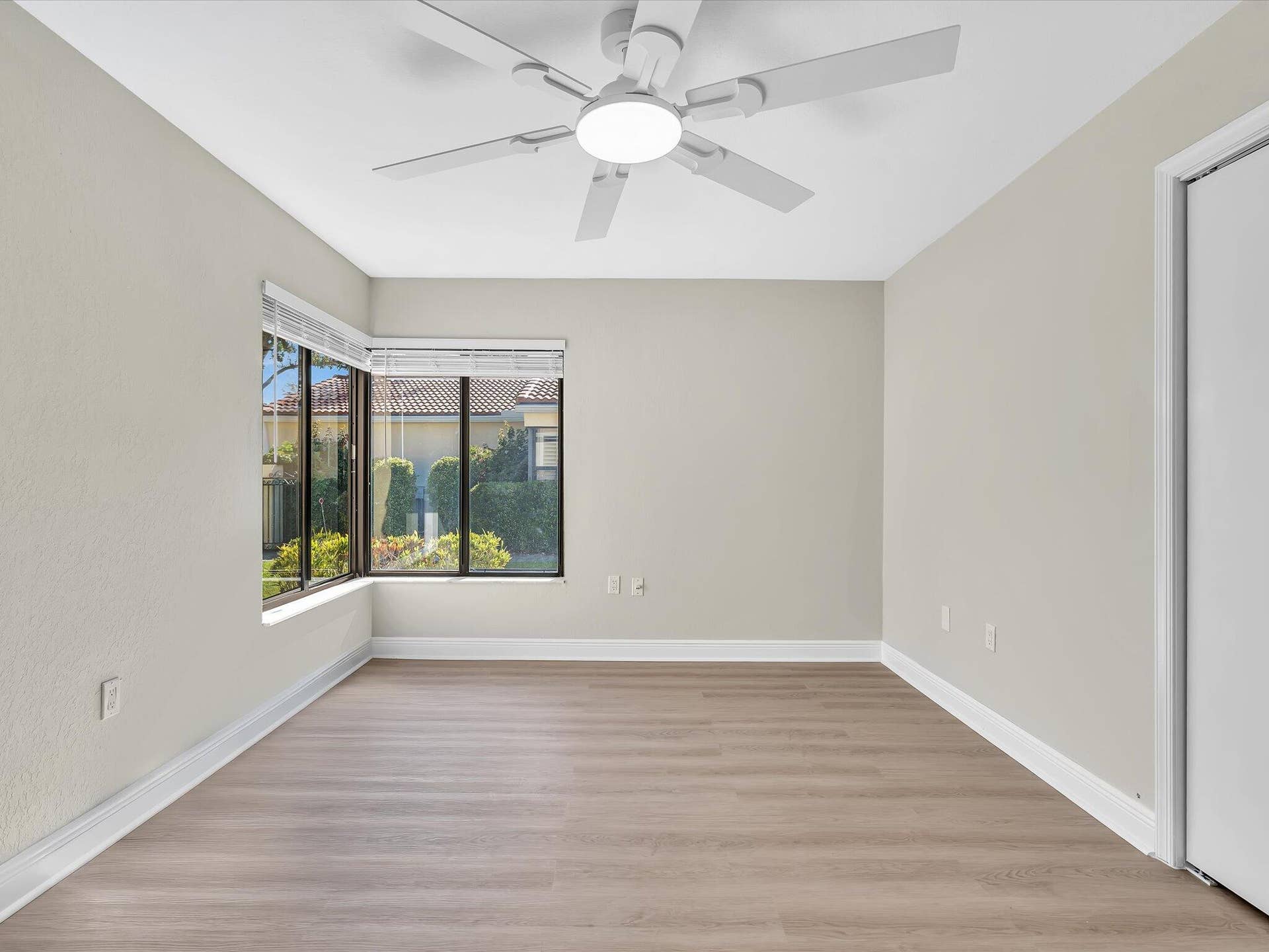 2627 Emerald Way N, Deerfield Beach, FL 33442 39-FPP00356