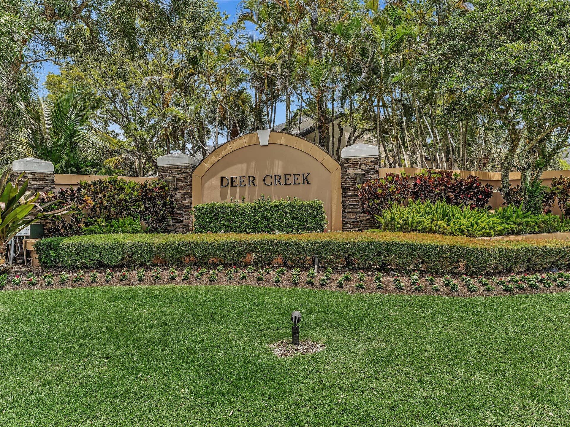 2627 Emerald Way N, Deerfield Beach, FL 33442 01-FPP00176
