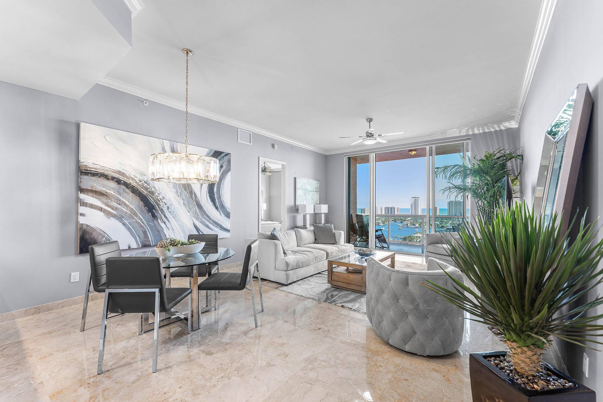 2640 Lake Shore Drive, #2215, Riviera Beach, FL 33404 Open Living Area