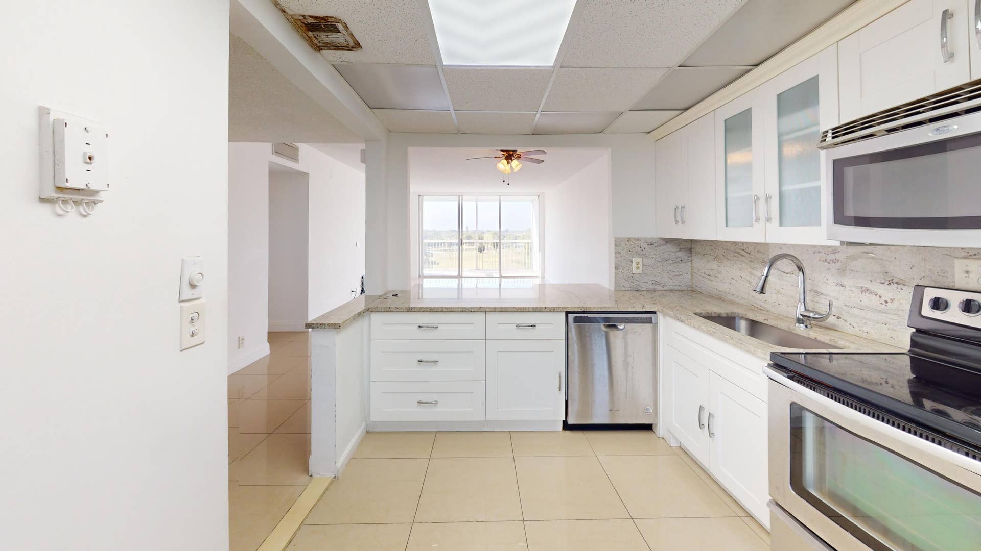 3080 N Course Drive, #604, Pompano Beach, FL 33069 Kitchen (7) (1)