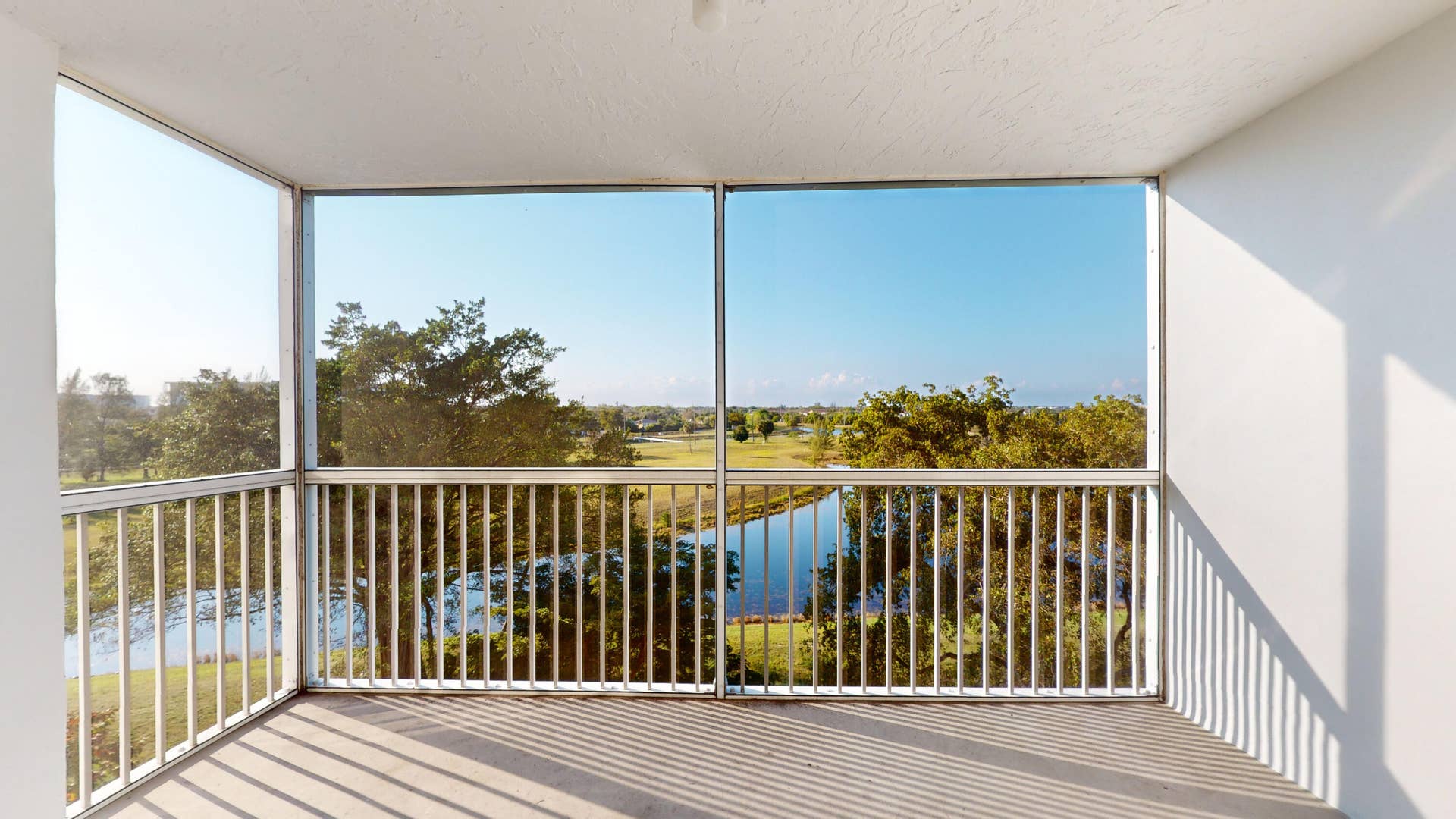3080 N Course Drive, #604, Pompano Beach, FL 33069 Living Room (6) (1)