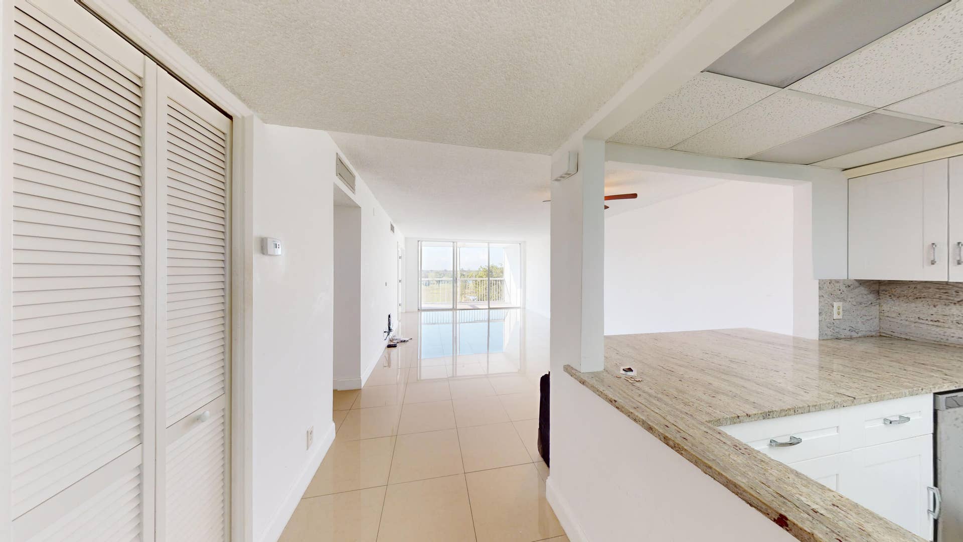 3080 N Course Drive, #604, Pompano Beach, FL 33069 Kitchen (1)