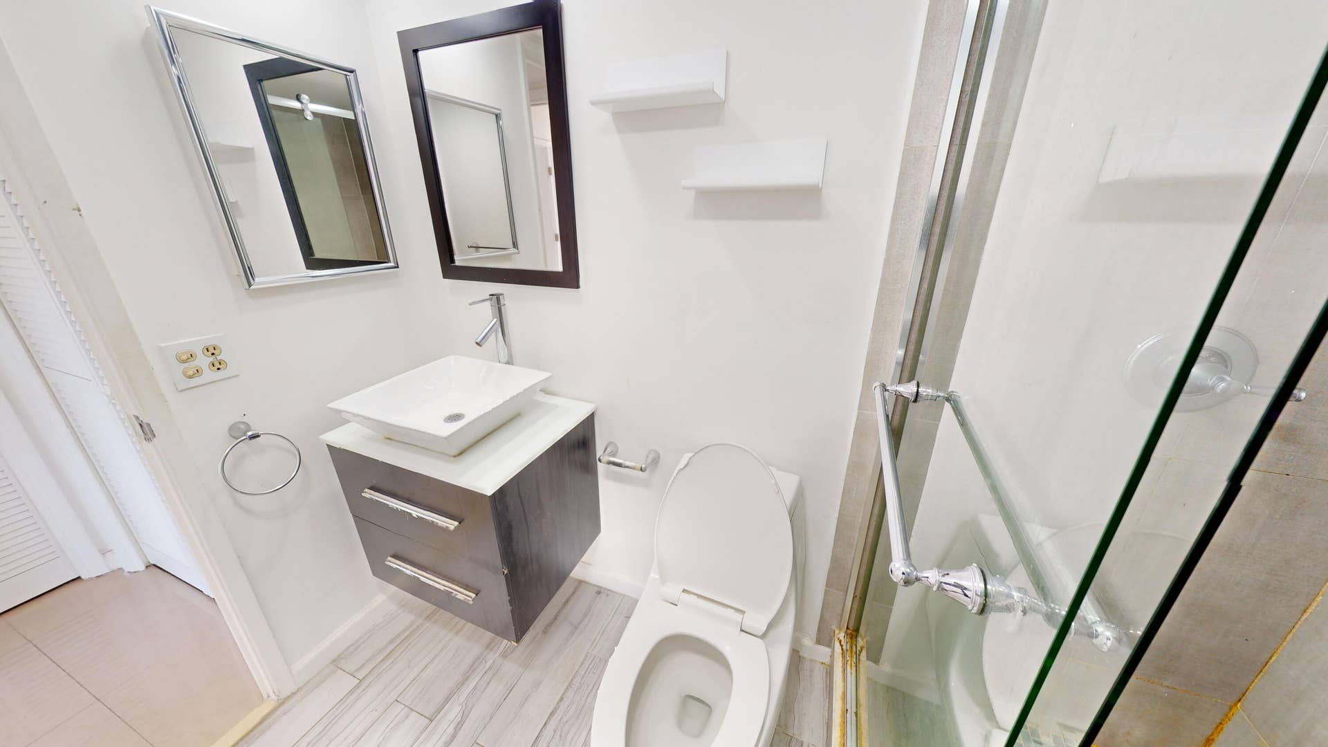 3080 N Course Drive, #604, Pompano Beach, FL 33069 Bathroom (7) (1)