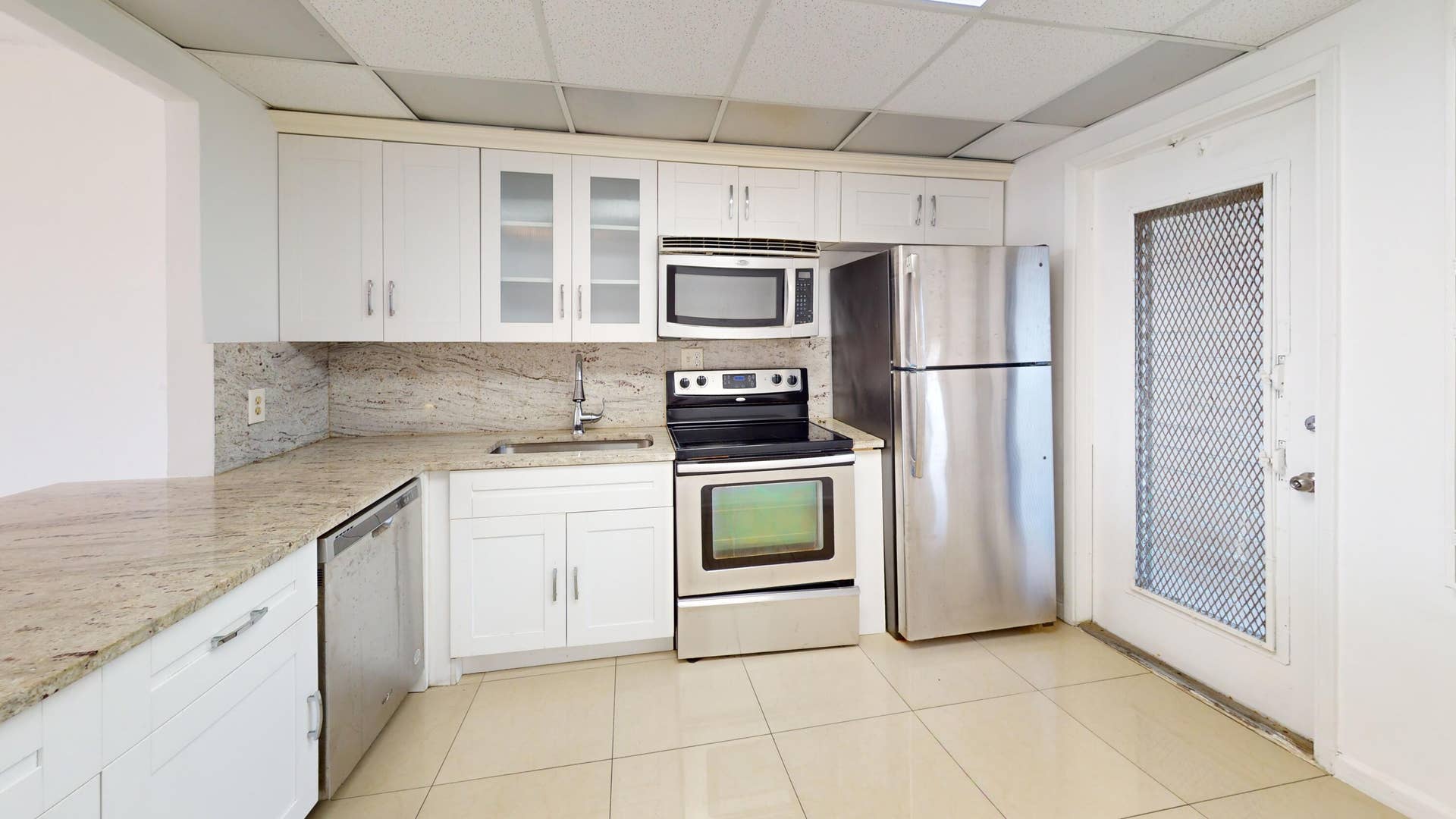 3080 N Course Drive, #604, Pompano Beach, FL 33069 Kitchen (6)