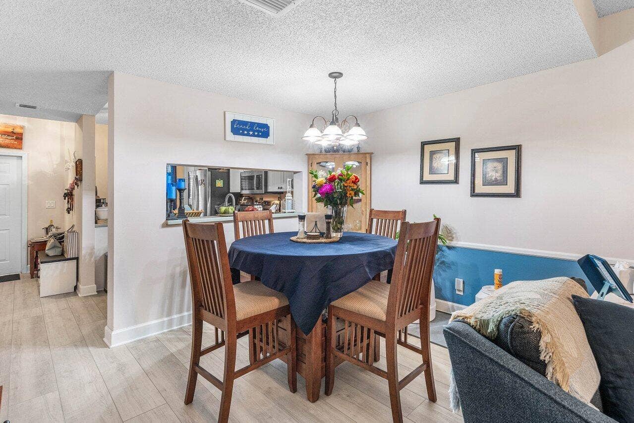 1022 Kokomo Key Lane, Delray Beach, FL 33483 Dining towards kitchen