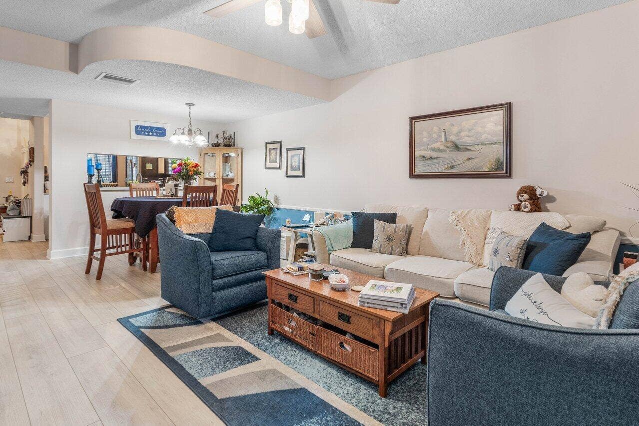 1022 Kokomo Key Lane, Delray Beach, FL 33483 Beautiful flooring