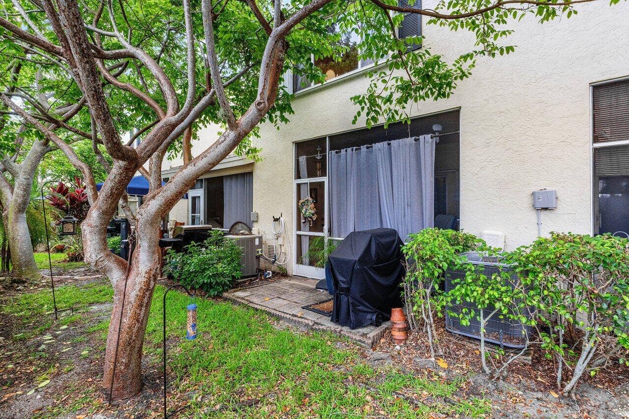 1022 Kokomo Key Lane, Delray Beach, FL 33483 Outdoor patio