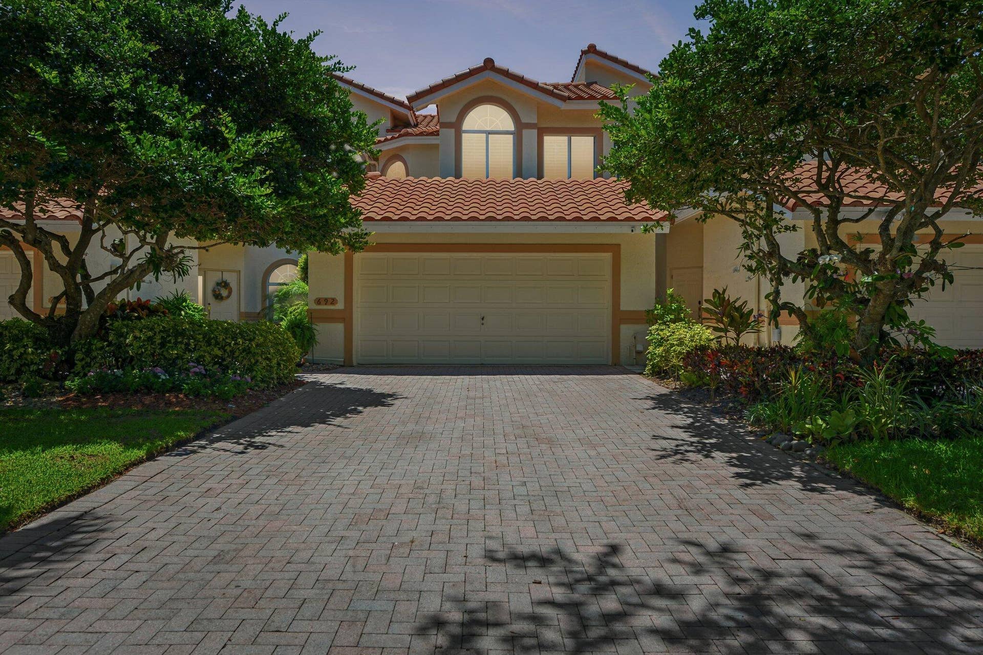 692 W Palm Aire Drive, Pompano Beach, FL 33069 62-web-or-mls-VT-1306-2
