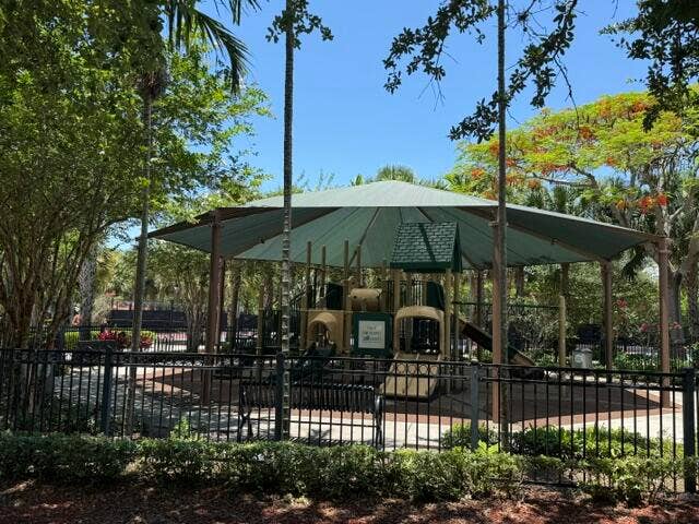 692 W Palm Aire Drive, Pompano Beach, FL 33069 Enjoy The Park/Playground/ Sports Area Close By