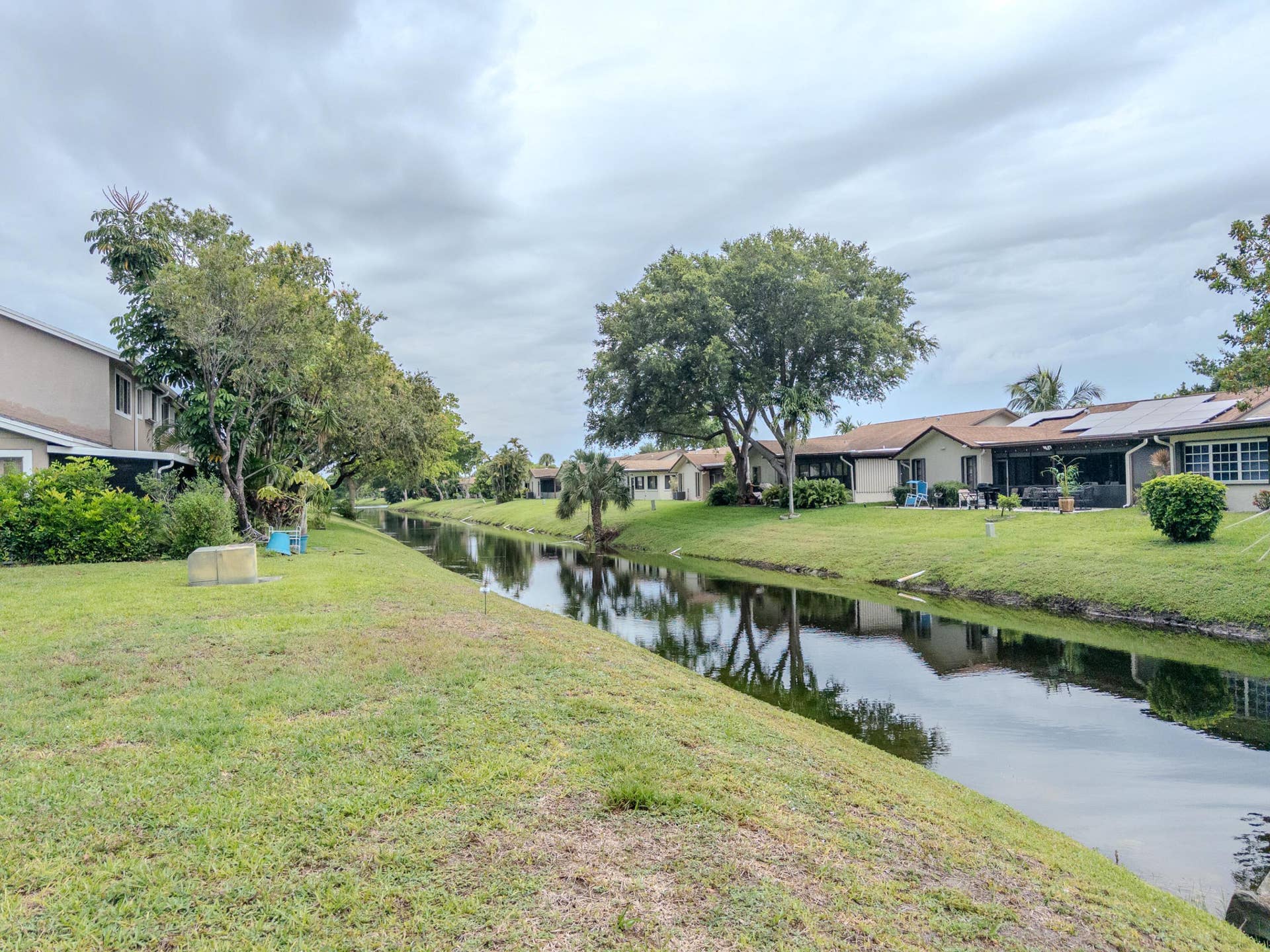 2011 E Discovery Cir E, Deerfield Beach, FL 33442 APC_2789