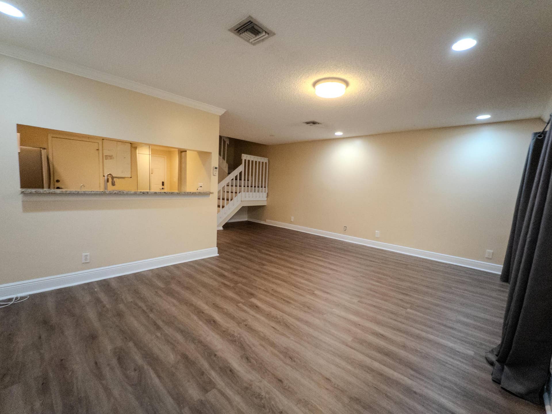 2011 E Discovery Cir E, Deerfield Beach, FL 33442 APC_2799