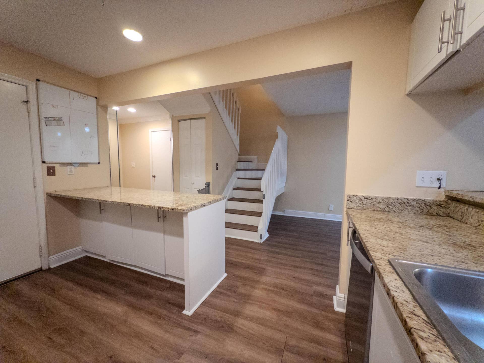 2011 E Discovery Cir E, Deerfield Beach, FL 33442 APC_2843