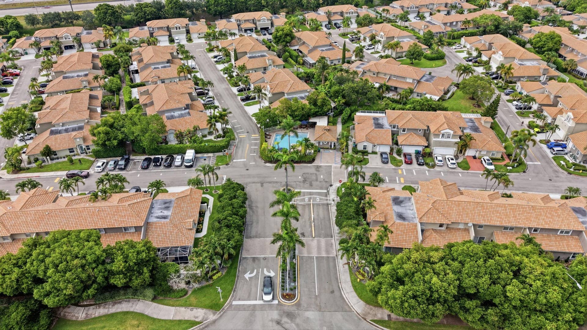 5673 NW 117th Avenue, Coral Springs, FL 33076 53_012_photo jun 15 2026, 5 45 52 pm