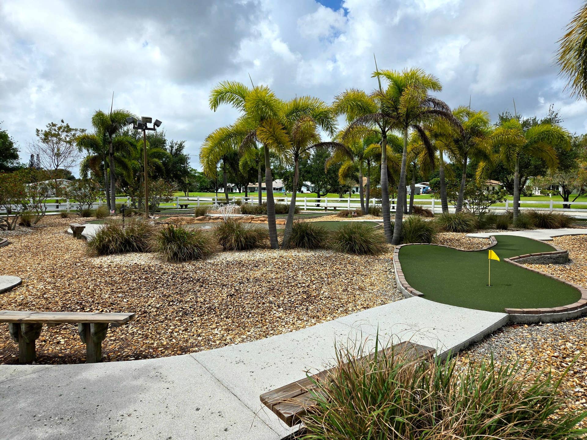 5487 Crystal Anne Drive, West Palm Beach, FL 33417 Mini Golf