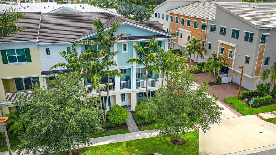 Property photo for 4145 Faraday Way, Palm Beach Gardens, FL