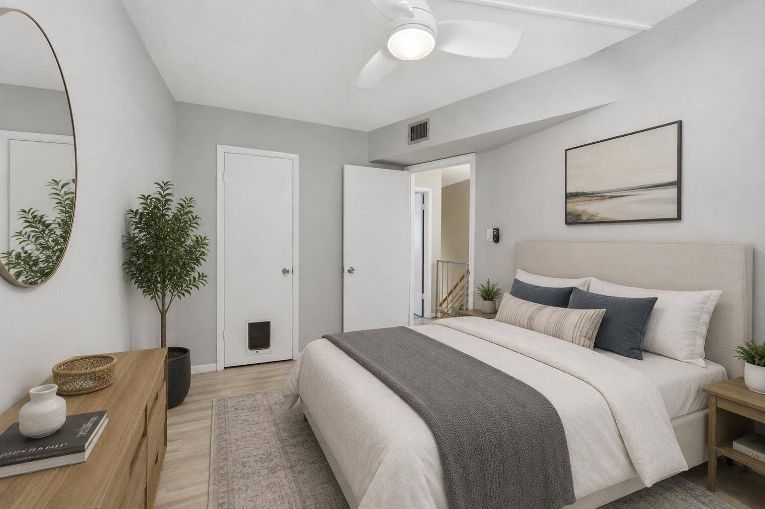 905 NE 28th Street, #206, Wilton Manors, FL 33334 Virtually staged second bedroom demonstrating flexibility for guests, a home office, or additional living space.