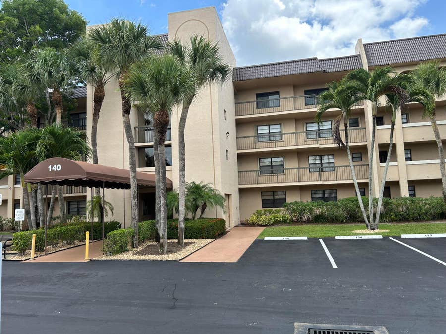 Property photo for 140 Lake Nancy Lane, #115, West Palm Beach, FL