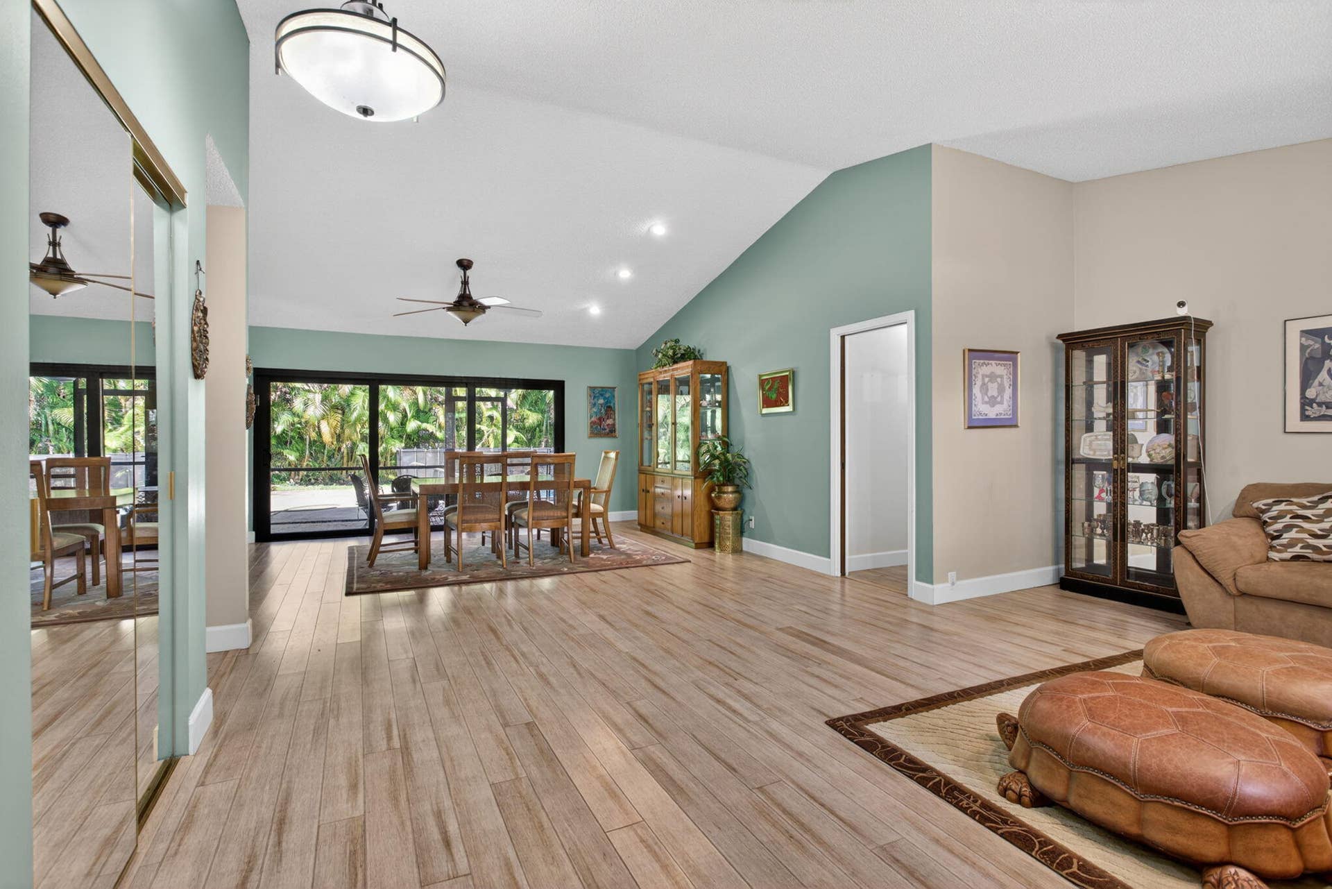 1311 NW 111th Way, Coral Springs, FL 33071 Great Room