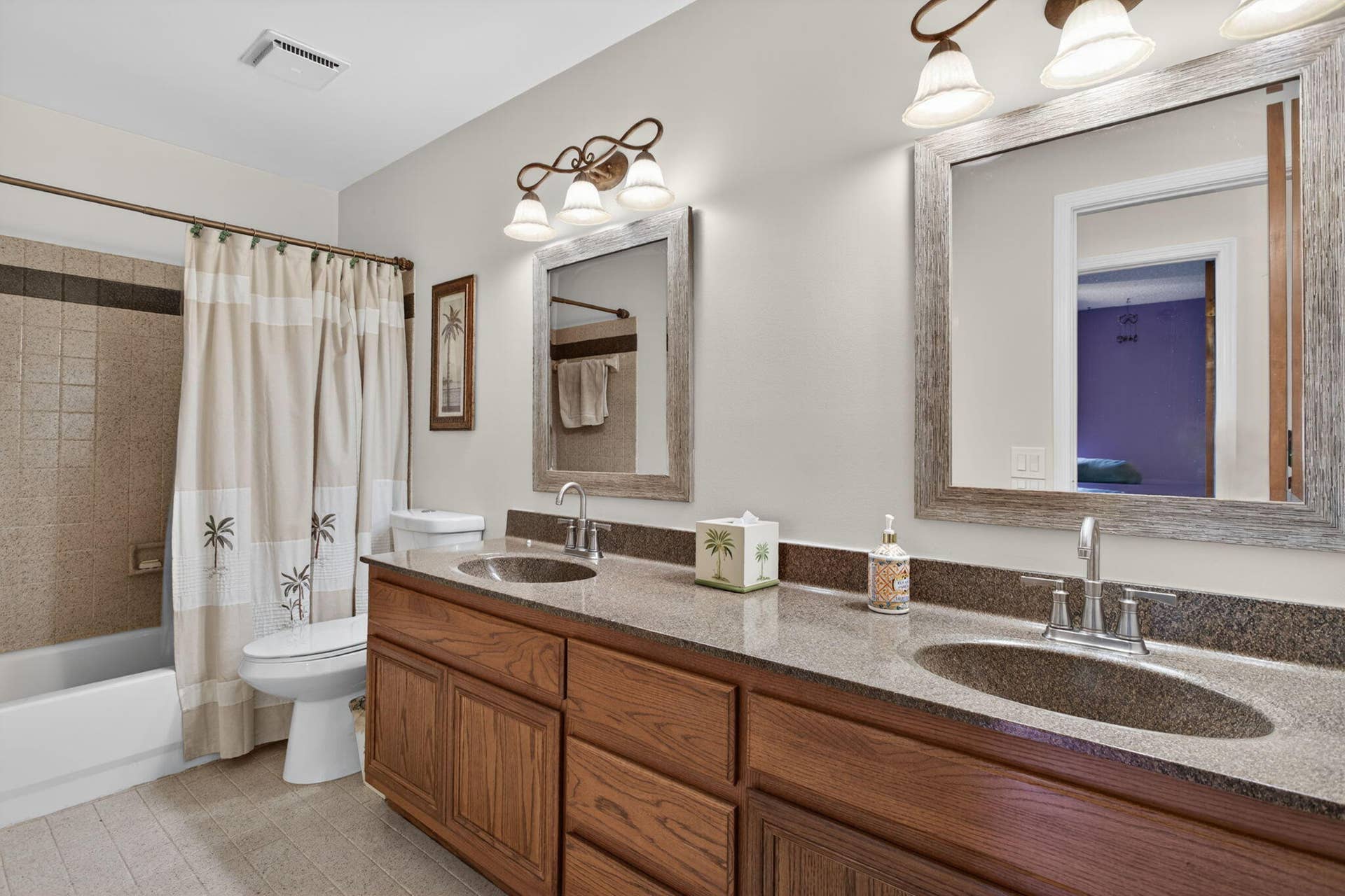 1311 NW 111th Way, Coral Springs, FL 33071 Guest Bathroom