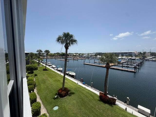 29 Yacht Club Drive, #306, North Palm Beach, North Palm Beach, FL 33408 IMG_8455