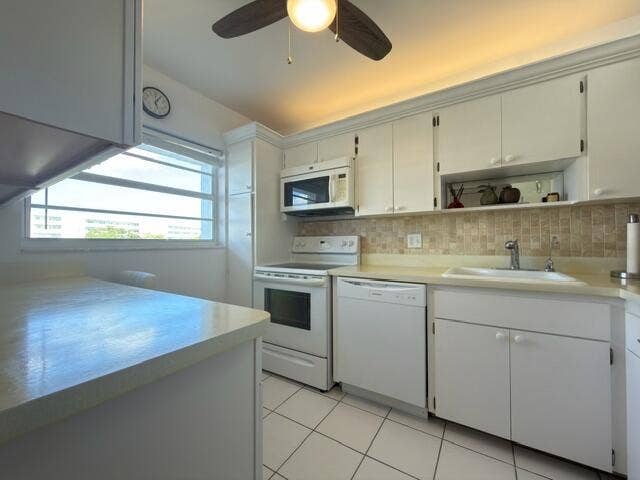 29 Yacht Club Drive, #306, North Palm Beach, North Palm Beach, FL 33408 IMG_7163
