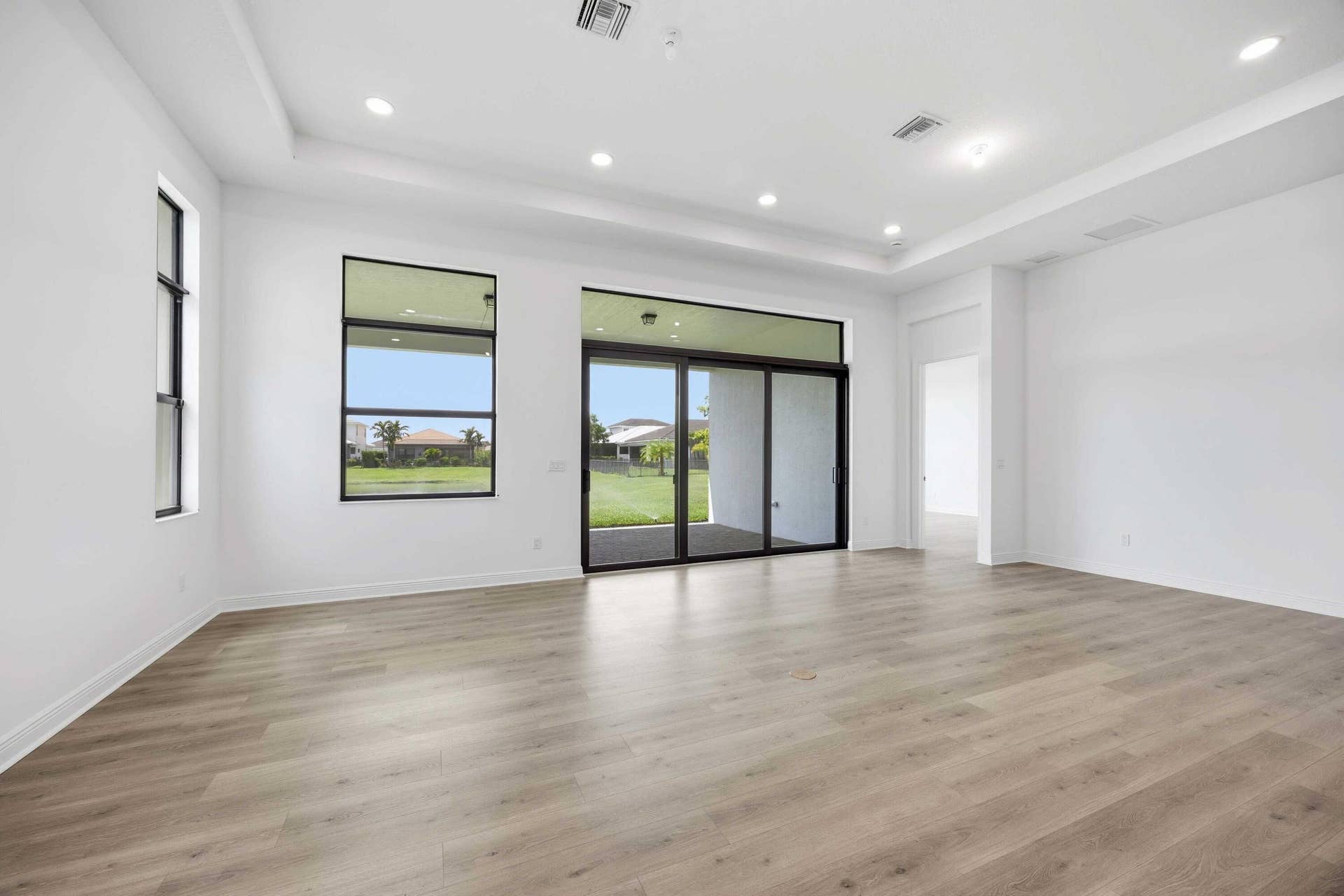 5627 Saint Armands Way, Westlake, FL 33470 Great Room-Dining