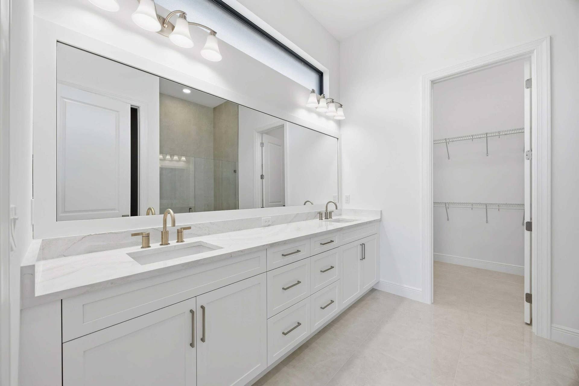 5627 Saint Armands Way, Westlake, FL 33470 Owner's Bath