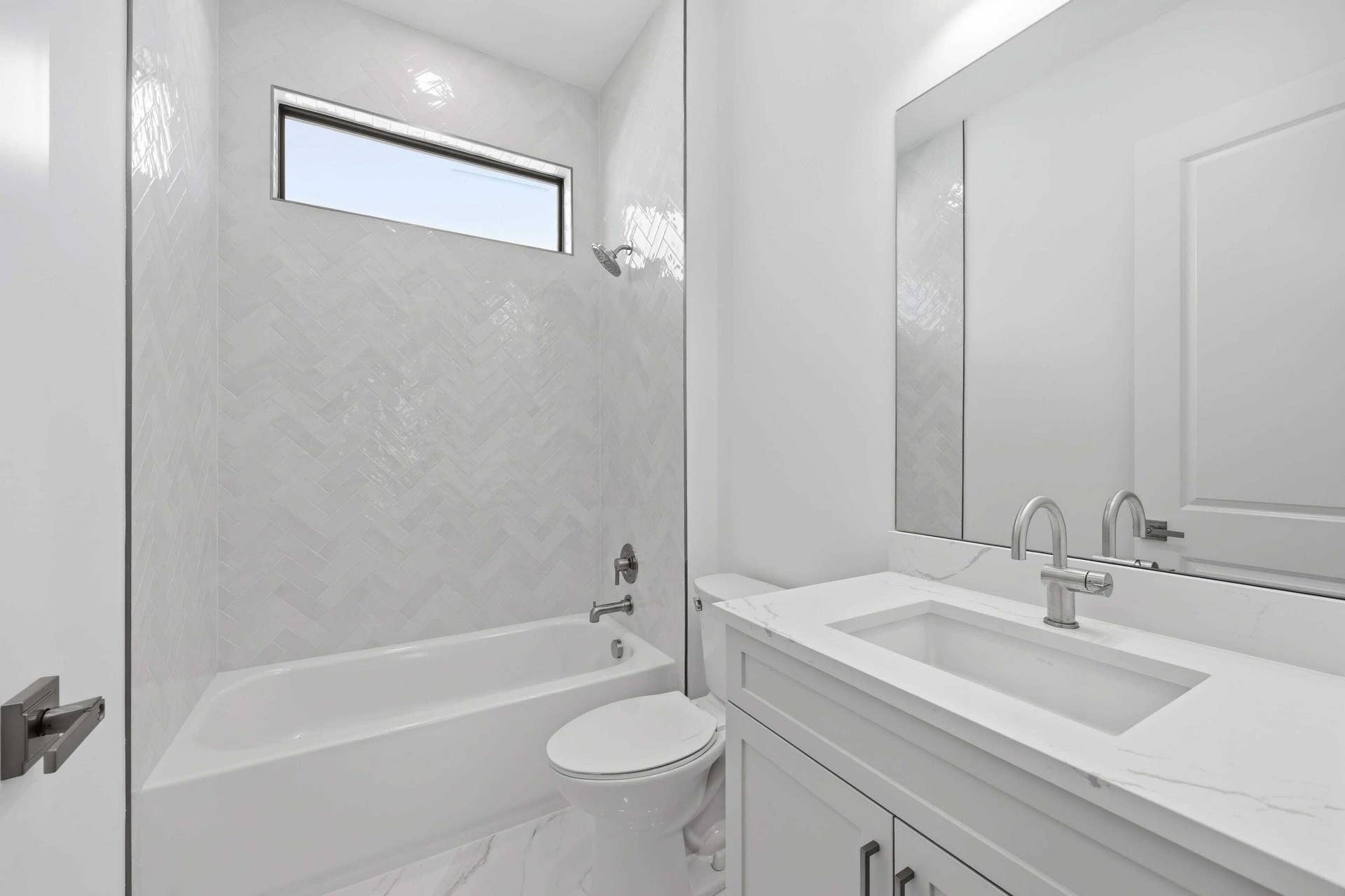 5627 Saint Armands Way, Westlake, FL 33470 Bath