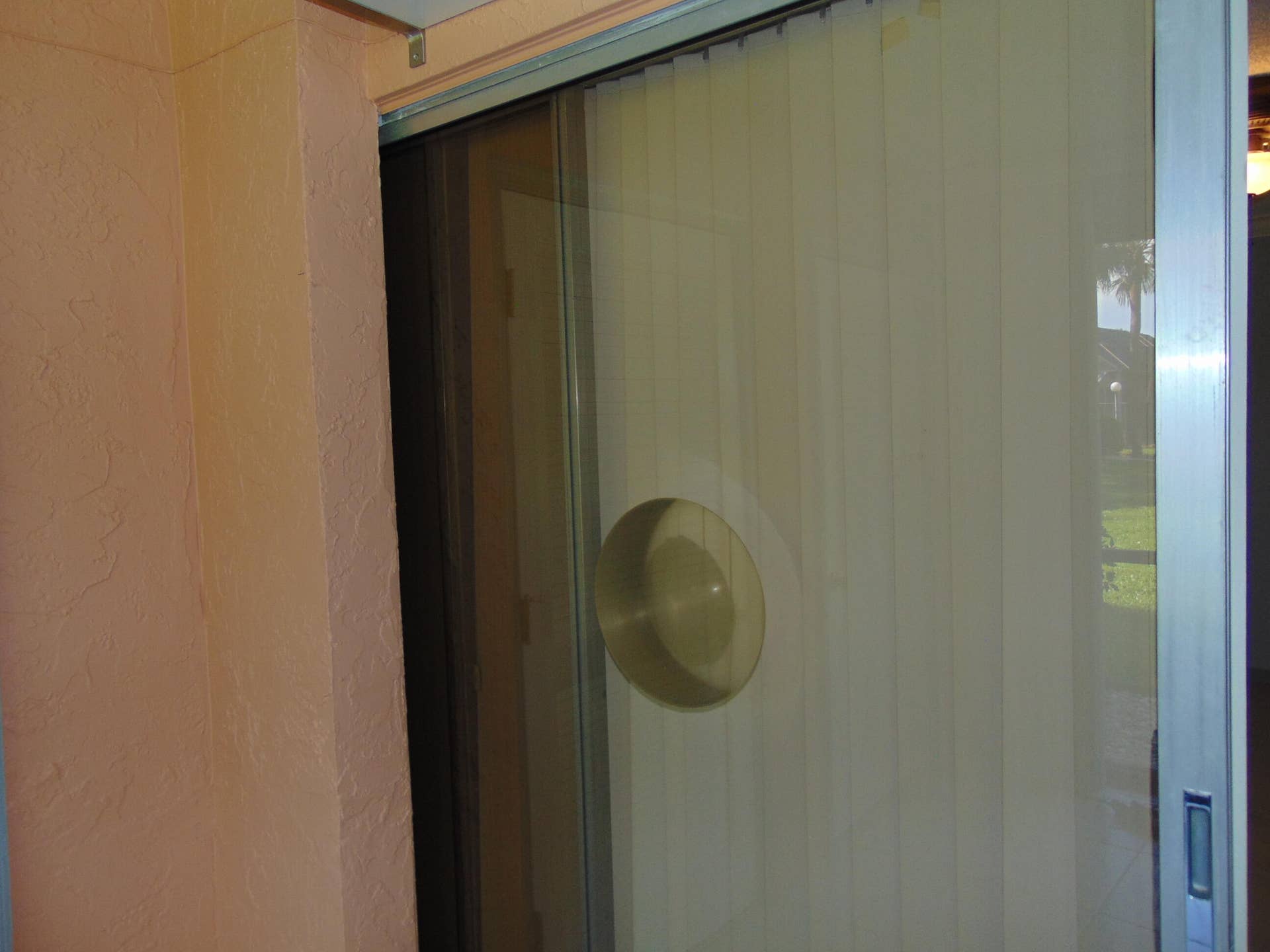 9220 SW 14th Street, #3103, Boca Raton, FL 33428 GLASS DOORS POCKET INTO WALL BETWEEN FLORIDA ROOM AND MAIN BEDROOM