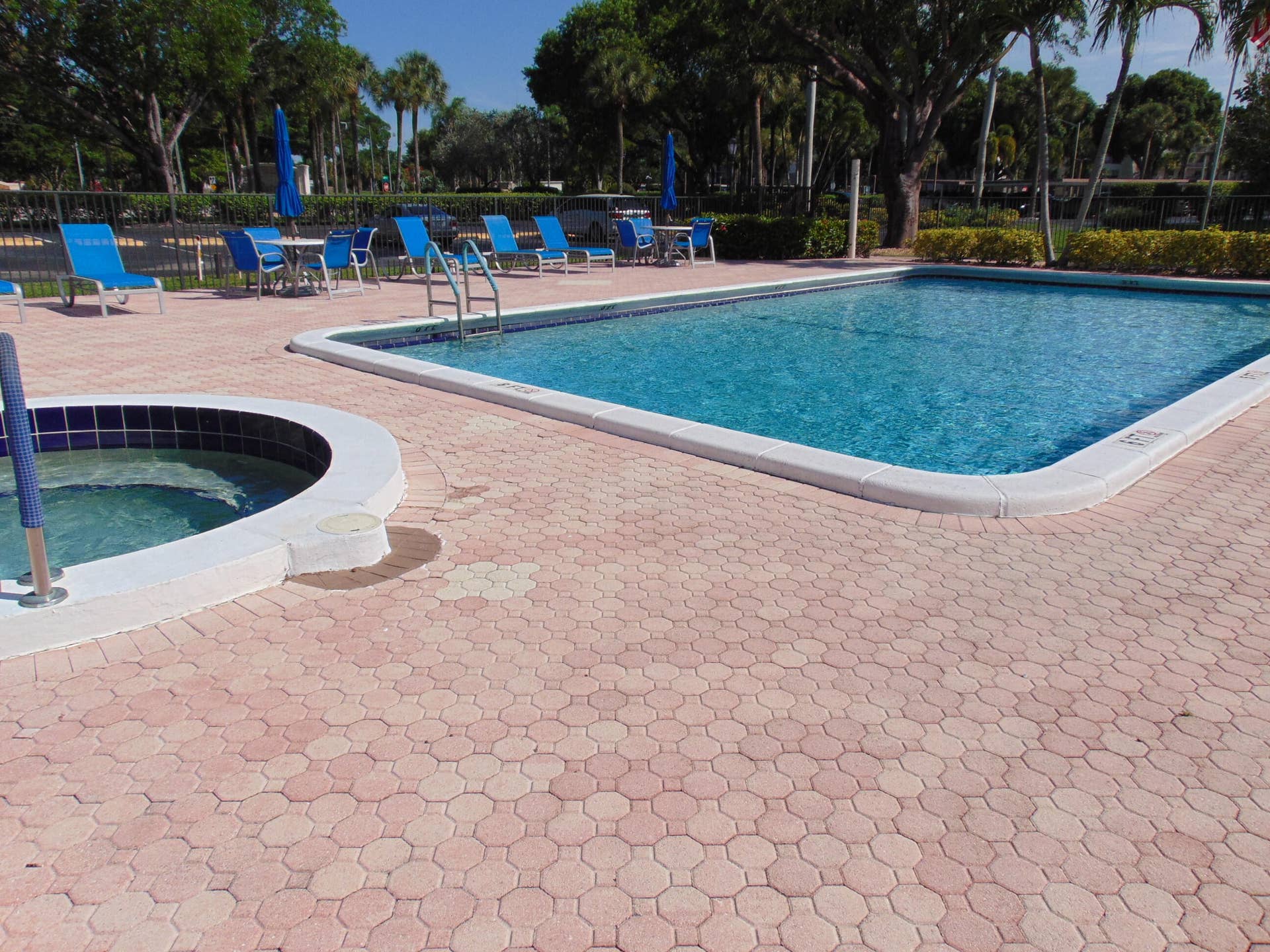 9220 SW 14th Street, #3103, Boca Raton, FL 33428 SPA AND POOL CLOSE TO GYM