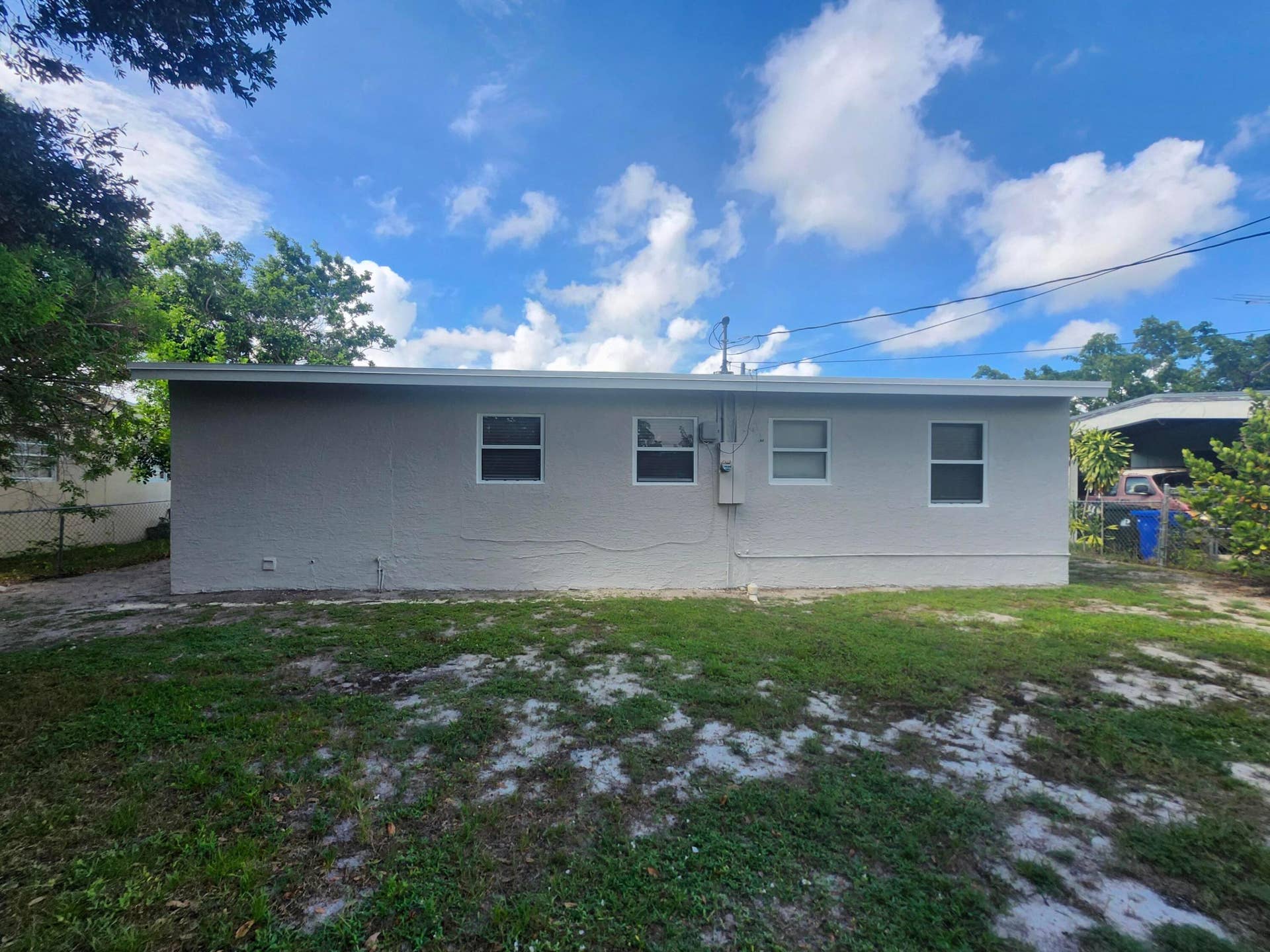 942 NW 12th Street, Fort Lauderdale, FL 33311 1000040385
