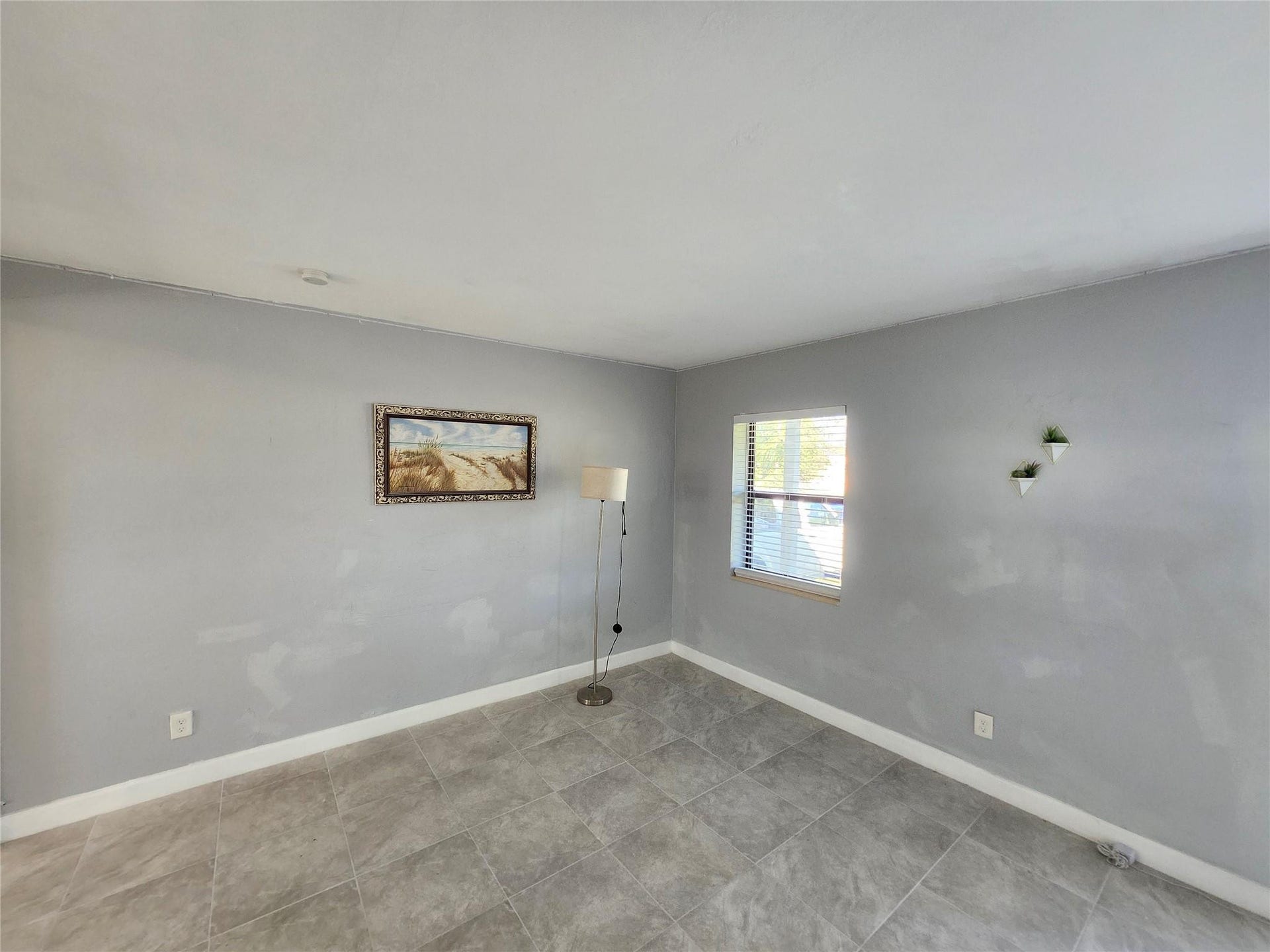 942 NW 12th Street, Fort Lauderdale, FL 33311 Photo 8