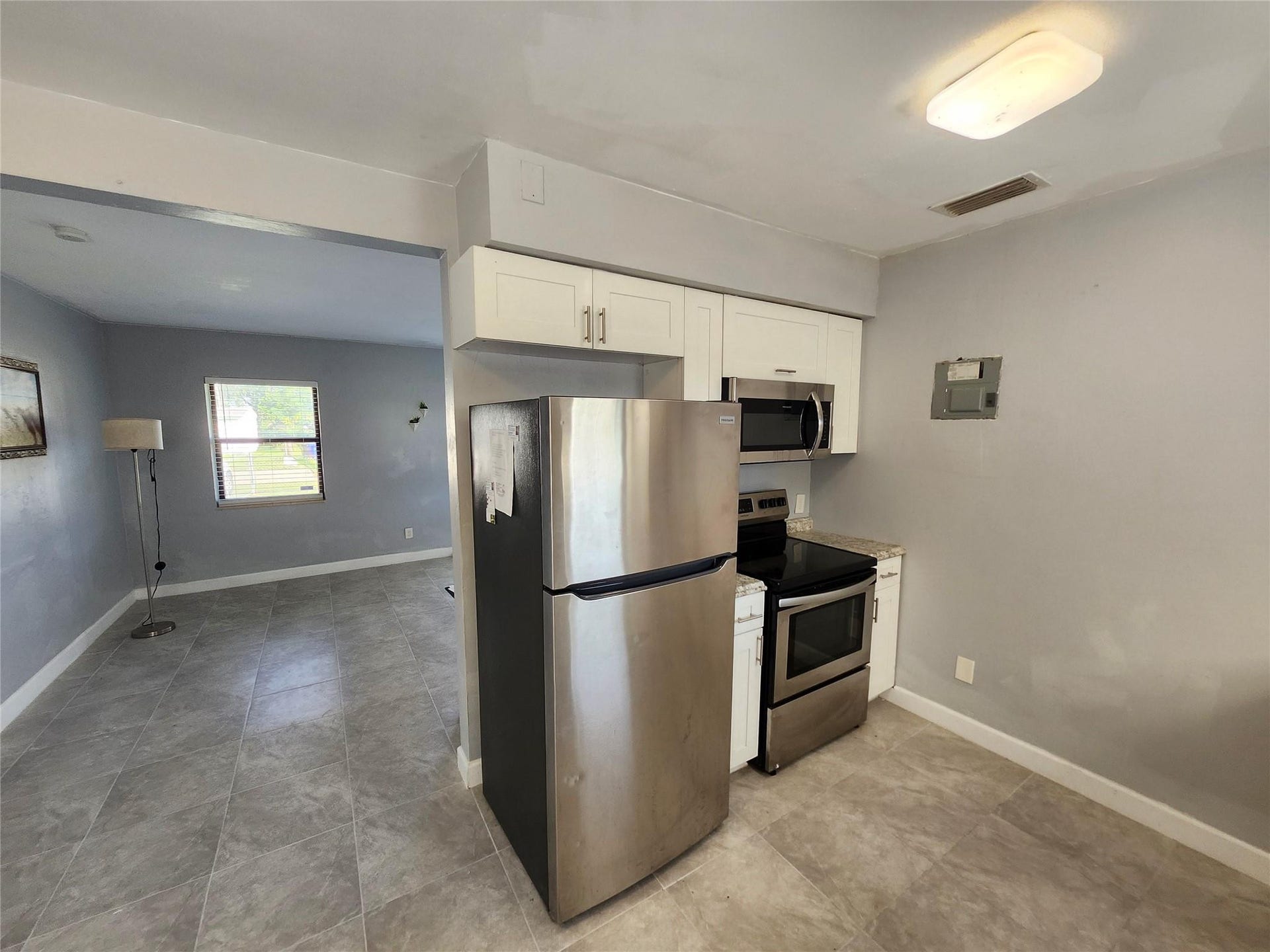 942 NW 12th Street, Fort Lauderdale, FL 33311 Photo 10