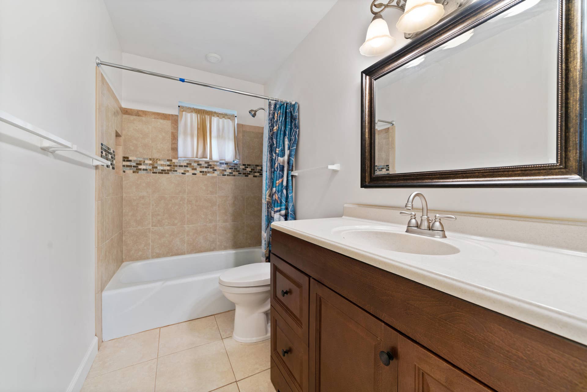 BATHROOMS OF ALL 3- 2 BED 1 BATH UNITS